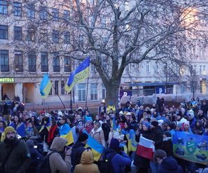 Manifestacja w trzecią rocznicę wybuchu wojny w Ukrainie