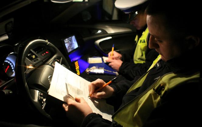 Kasowanie punktów karnych. To już ostatni dzwonek dla kierowców, bo od stycznia 2016 zmienią się przepisy!