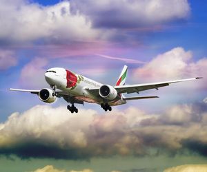 Emirates zwiększa liczbę połączeń do Barcelony, uruchamiając trzeci lot dziennie 