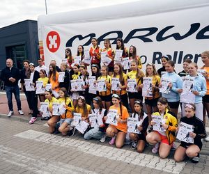 W pierwszym dniu zawodów o Puchar Polski w biegach na nartorolkach Marwe Cup zawodnicy wzięli udział w sprincie techniką dowolną