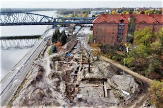 Kolejne badania archeologiczne w Toruniu. Tym razem w samym centrum miasta