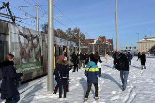 Seria stłuczek i awarii we Wrocławiu. Trudny dzień dla pasażerów MPK. Co będzie przy większych mrozach? 