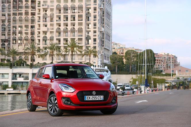 TEST nowe Suzuki Swift 1.0 BoosterJet 6AT: zwinne i charakterne