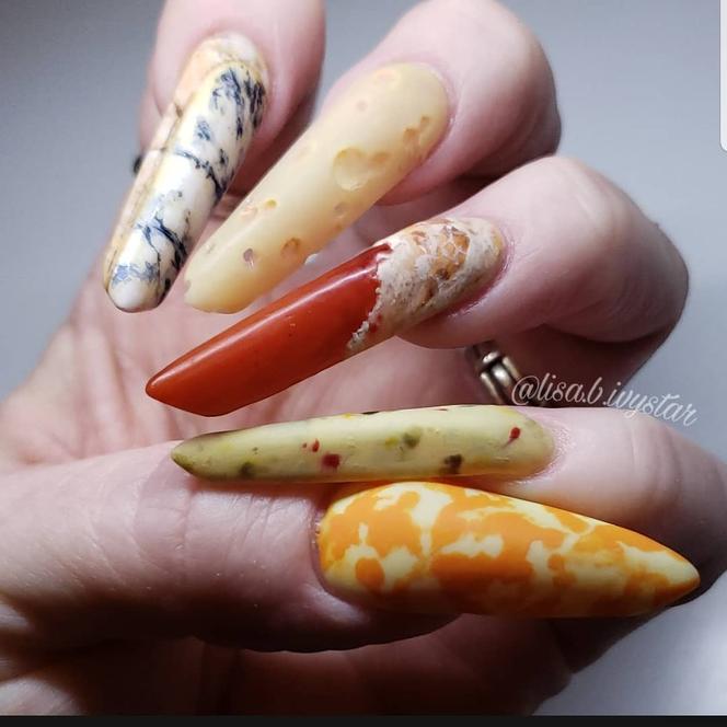 Serowy manicure, cheese nails 