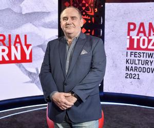 Zasłynął jako Andrzej Jakubowski z Barw szczęścia. Tak przez lata zmieniał się Sławomir Orzechowski. Co za metamorfoza!