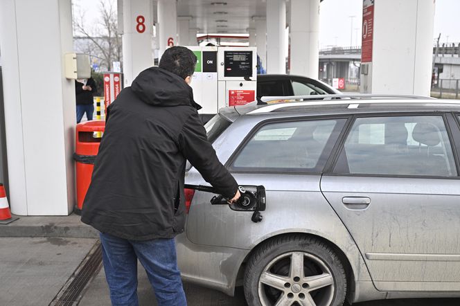Luty może przynieść podwyżki cen paliw