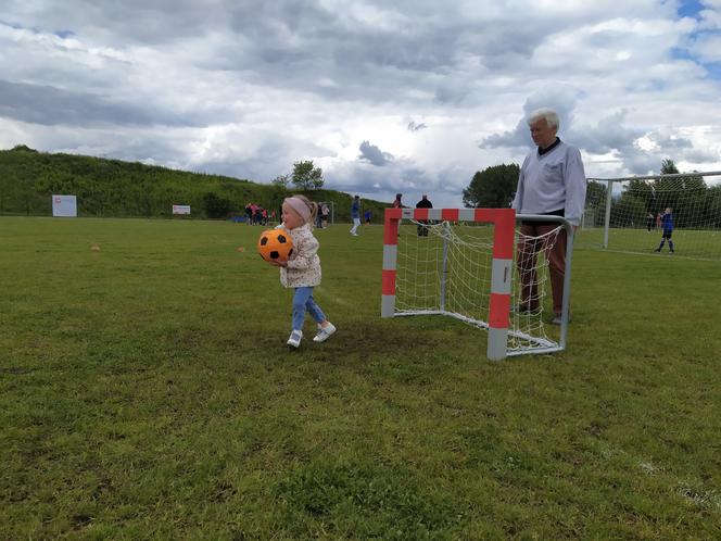 Piłkarski Festyn Pogoni Siedlce z okazji Dnia Dziecka 30.05.2021