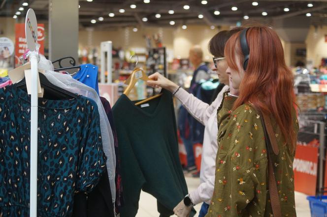 Babi Targ, czyli wielkie wietrzenie szaf w Bydgoszczy [ZDJĘCIA]