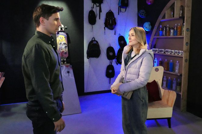 Barwy szczęścia, odcinek 3159. Tomasz (Jakub Sokołowski), Grażyna (Kinga Suchan)