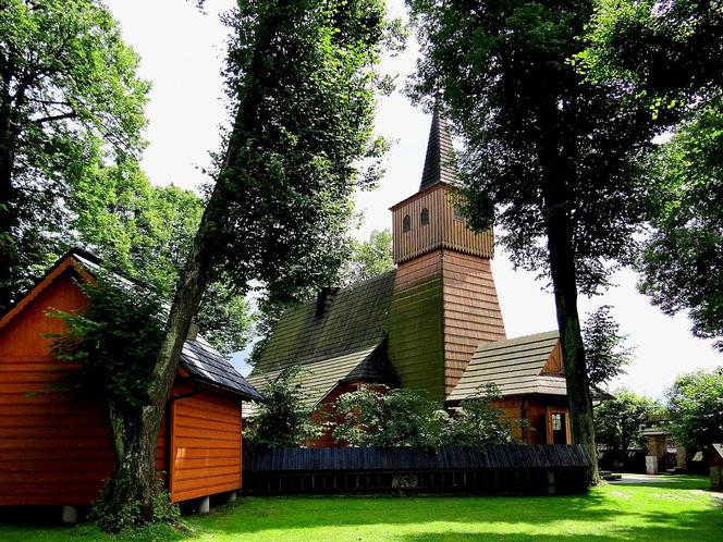 To jedna z najsłynniejszych wsi w Małopolsce. Wychował się w niej ks. Józef Tischner