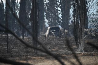 Francja walczy z największym pożarem w swojej historii. Co najmniej jedna osoba nie żyje