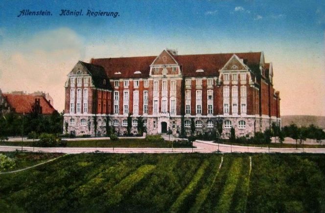 To jeden z najpiękniejszych budynków w Olsztynie. Dawniej pomieszczenia zajmowało m.in. Gestapo