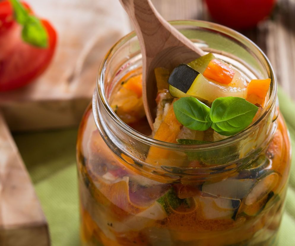 Sałatka sycylijska do słoików - pomysłowa, smaczna i zdrowa