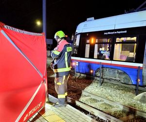Tragedia na torach w Bydgoszczy. Nie żyje mężczyzna. Nowe ustalenia w sprawie