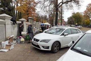 Nie jedź na cmentarz, nie wejdziesz. Zamknięte wszystkie cmentarze w Polsce