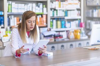 Niepokojące dane z raportu GIF. Tysiące pacjentów mogą zostać bez kluczowego leku