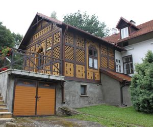 Dwór w Brodach odzyskuje blask. To jeden z najpiękniejszych zabytków w Małopolsce