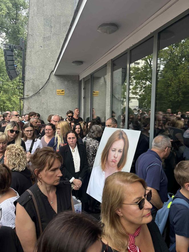 Świeckie pożegnanie Joanny Kołaczkowskiej