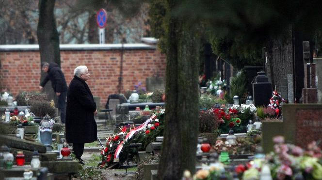 Jarosław Kaczyński uczcił pamięć matki