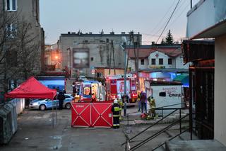 Nożownik z Brzezin z zarzutami. Zginął mężczyzna, policjant został ranny