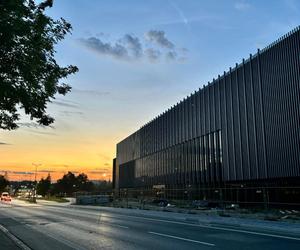 Elewacja stadionu od ul. Kilińskiego gotowa. Zobacz, jak wygląda [ZDJĘCIA]