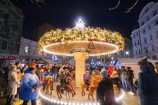 Ostrawa poleca się na święta. Magiczny jarmark bożonarodzeniowy tylko godzinę drogi z Katowic 