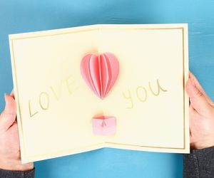 Kartka na walentynki 3D. Jak zrobić walentynkę? DIY