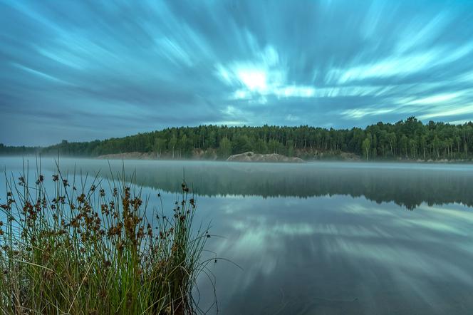 Jezioro w Parku Krajobrazowym Łuk Mużakowa