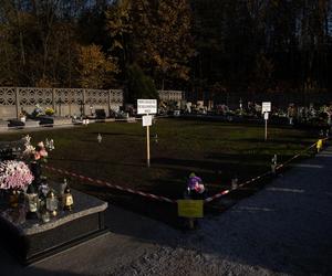 Cmentarz w Trzebini na którym zapadlisko pochłonęło groby, został otwarty na Wszystkich Świętych