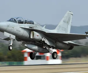 Polscy piloci wracają z Korei Południowej. Będą latać na lekkich samolotach bojowych FA-50