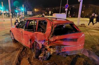 Karambol w Rzeszowie. Kobieta wjechała w przechodniów