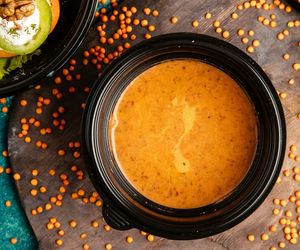 Jesienią warto pokochać zupy. Oto 3 rozgrzewające przepisy, które zawsze się udają