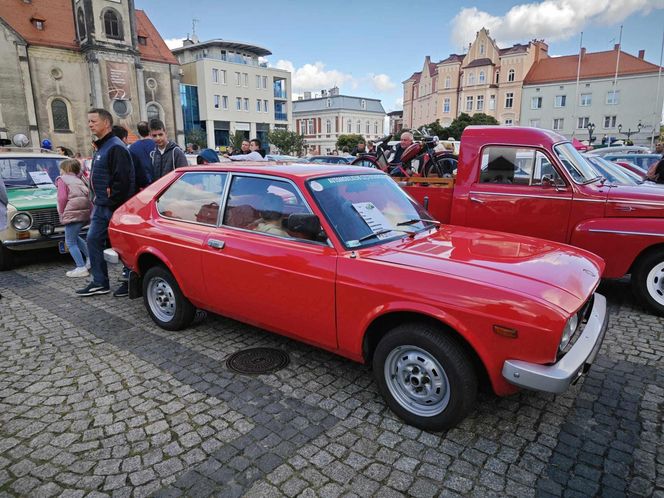 Zlot pojazdów zabytkowych Tarnowskie Góry