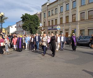 Pielgrzymi z Siedlec już w drodze na Jasną Górę. Zobacz zdjęcia!