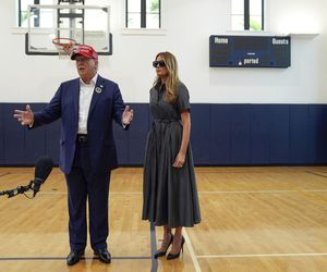 Trump oddał głos razem z żoną. Melania przy boku męża.