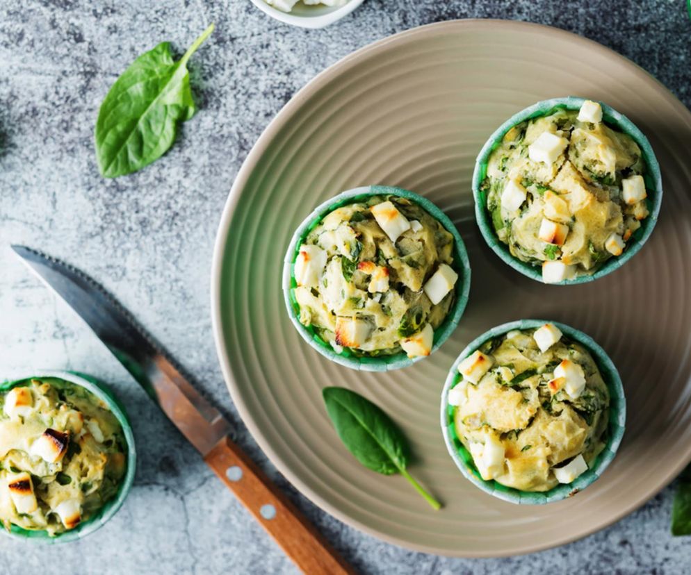 Na przekąskę wybieram szpinakowe ciasteczka z fetą. Smak i zdrowie w jednym daniu