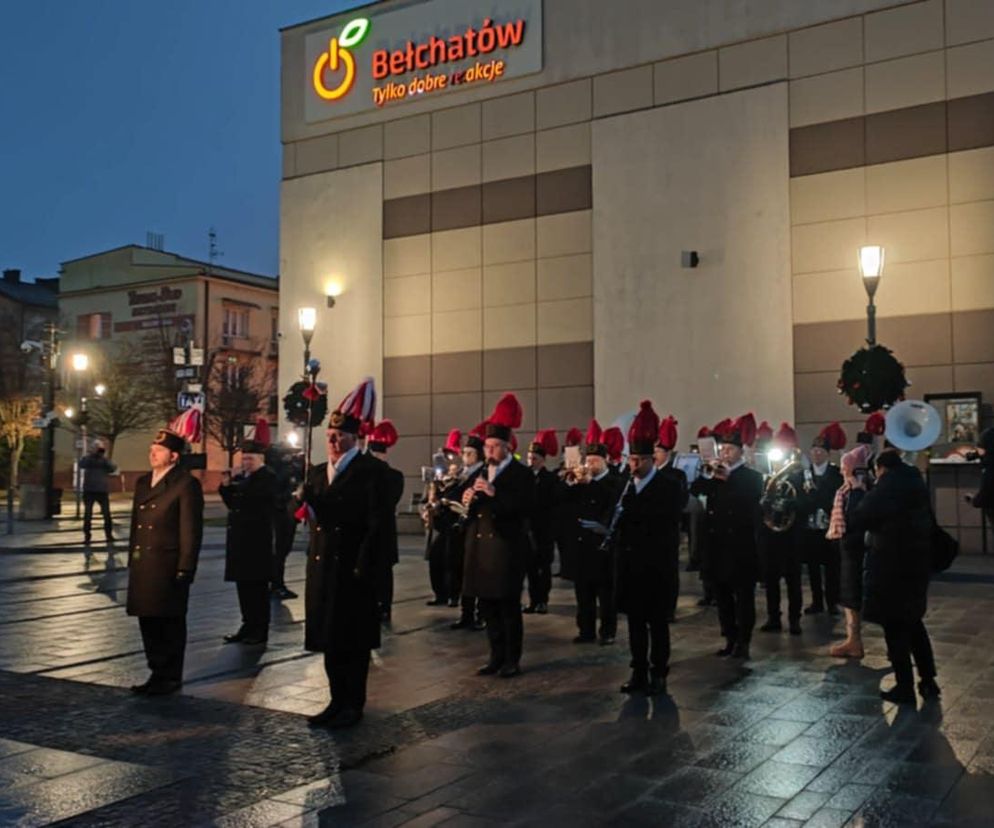 Górnicy obudzili mieszkańców Bełchatowa. Rozpoczęły się obchody Barbórki