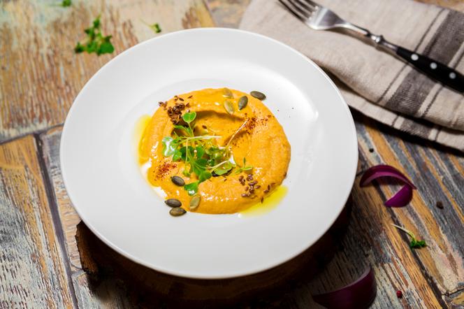 Humus - ile ma kalorii?