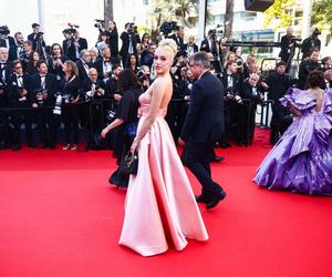 Caroline Derpieński w Cannes