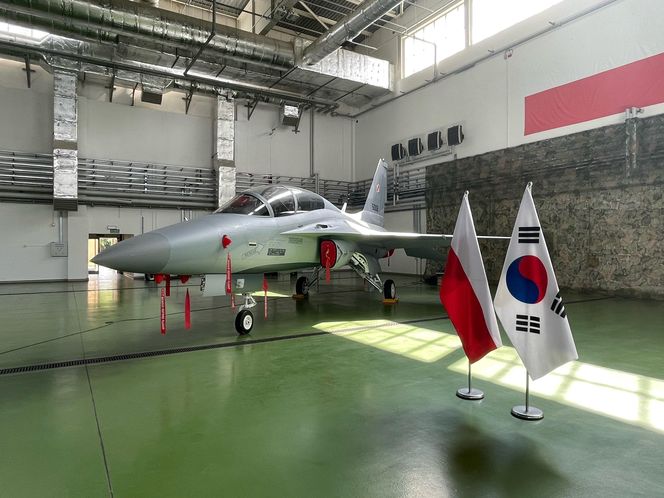 FA-50