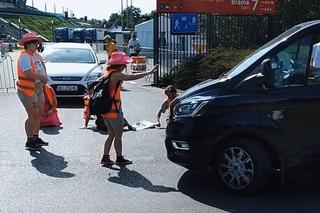 Ostatnie Pokolenie blokuje drugi koncert Taylor Swift w Warszawie. Aktywiści pod stadionem