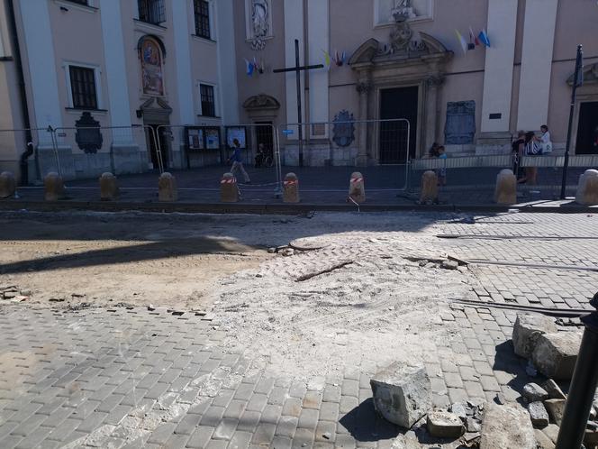 Ruszył remont ulicy Karmelickiej. Duże utrudnienia w centrum Krakowa