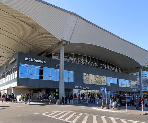 Pożar Biedronki w centrum Warszawy! Duża ewakuacja!