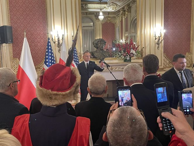 Prezydent Duda odznaczył zasłużonych w NY