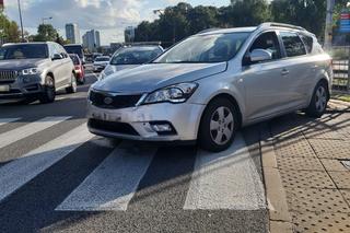 Wyrzucił kierowcę na ulicę i ukradł auto. Pomylił GTA z prawdziwym życie? 