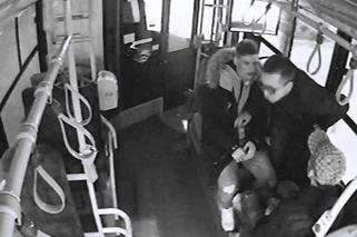 Zaatakowali w autobusie. Poznajesz te osoby?