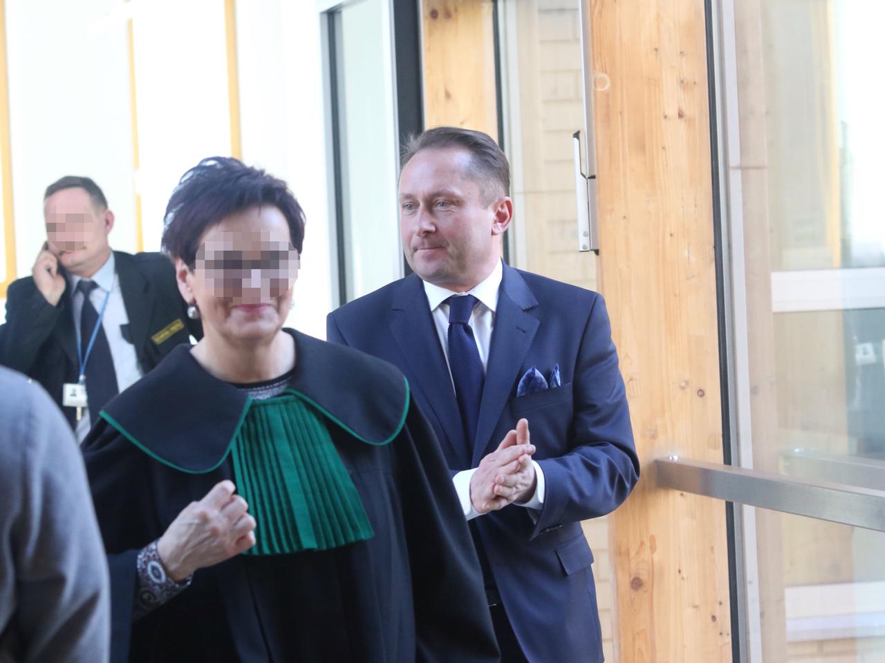 Zakończyli małżeństwo z uśmiechem