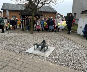 Rzeźby Szewczyków nową atrakcją Kazimierza Biskupiego