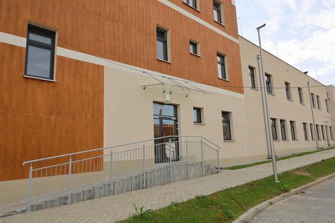 Rozbudowa Szpitala Powiatowego w Szczytnie. Do placówki trafiło ponad 13 ton sprzętu medycznego 