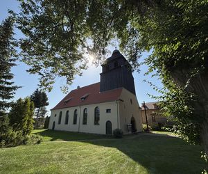Wyjątkowy kościół w Okartowie. Wnętrze zapiera dech w piersiach